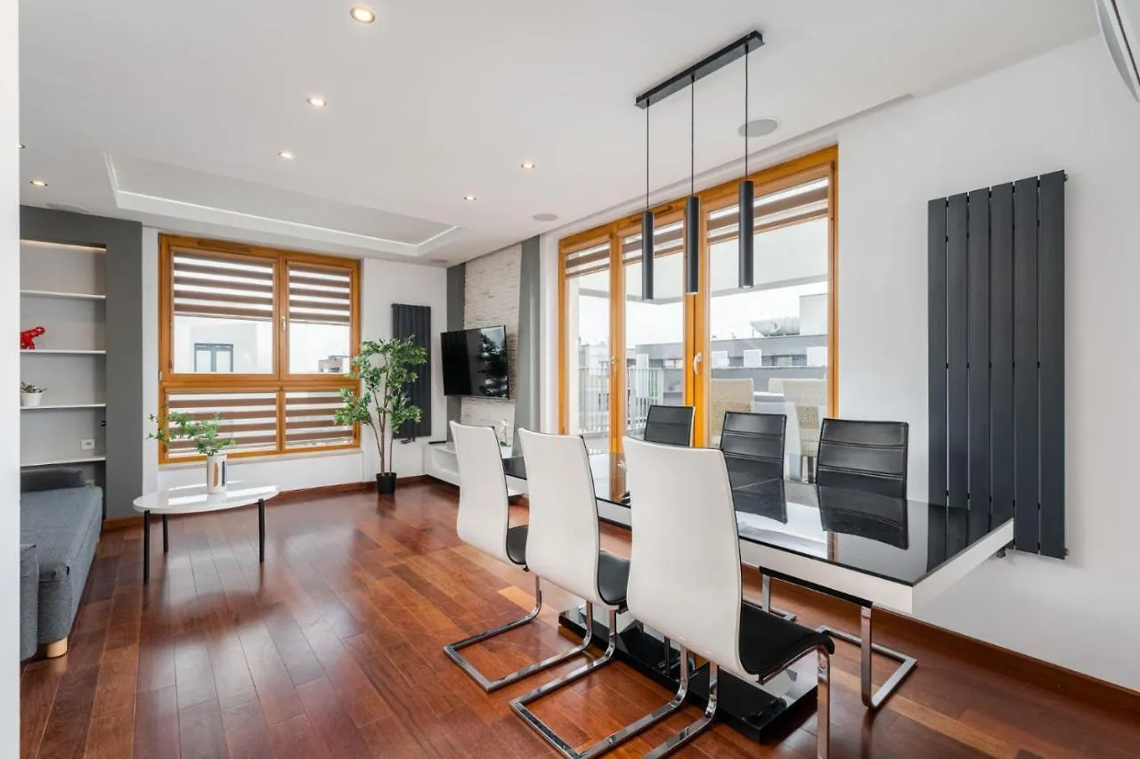 Superior Apartment With Big Terrace And Parking Zablocie contacts
