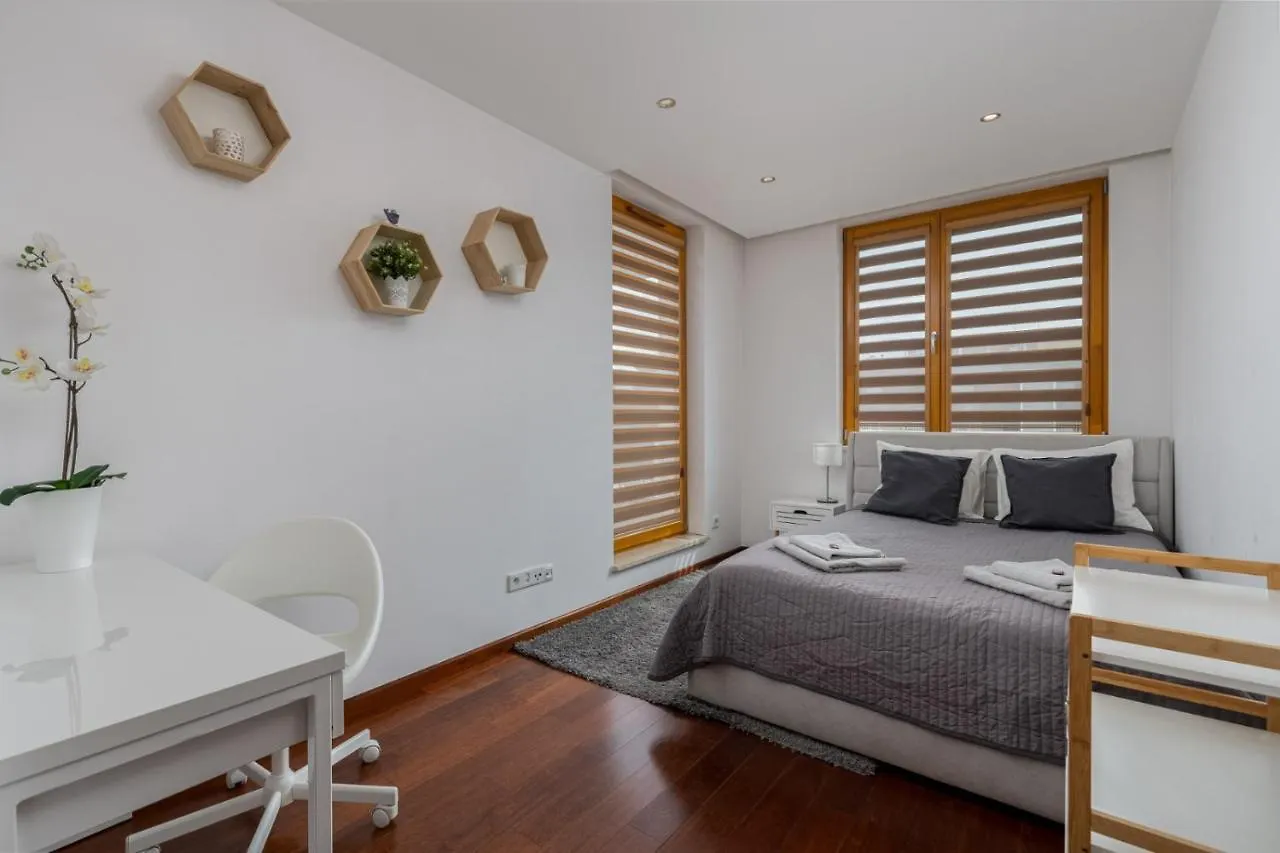Superior Apartment With Big Terrace And Parking Zablocie Krakow Poland