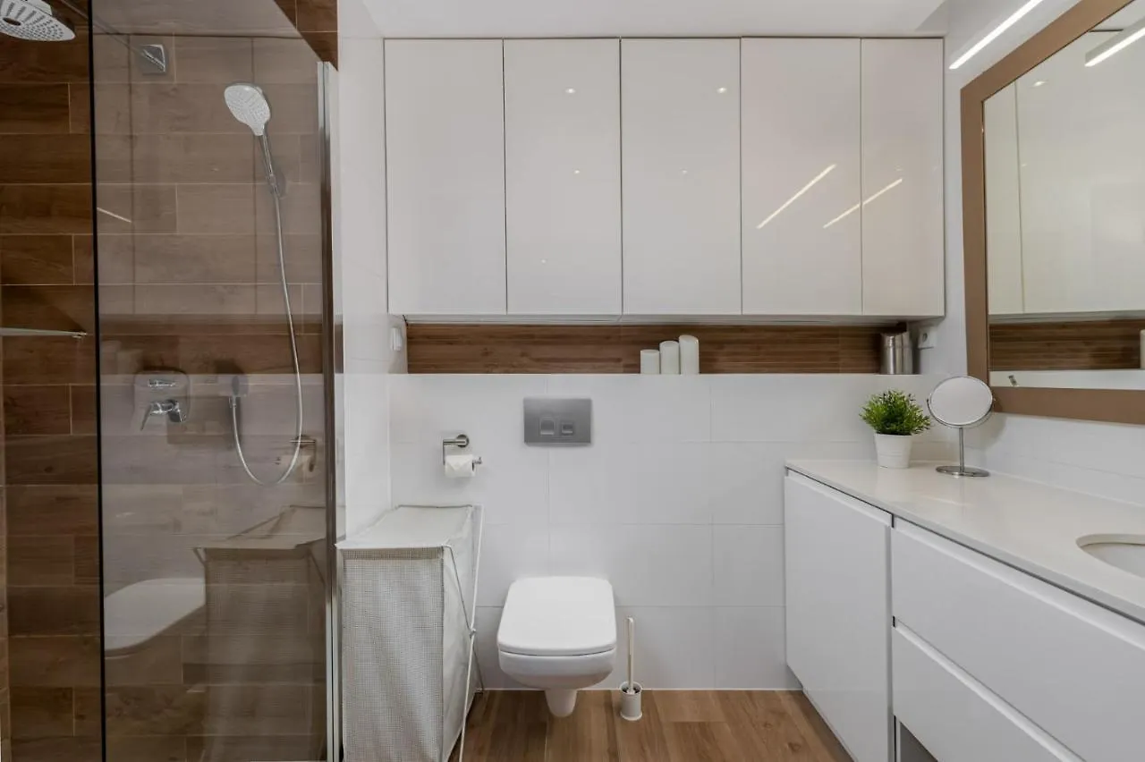 Superior Apartment With Big Terrace And Parking Zablocie Krakow